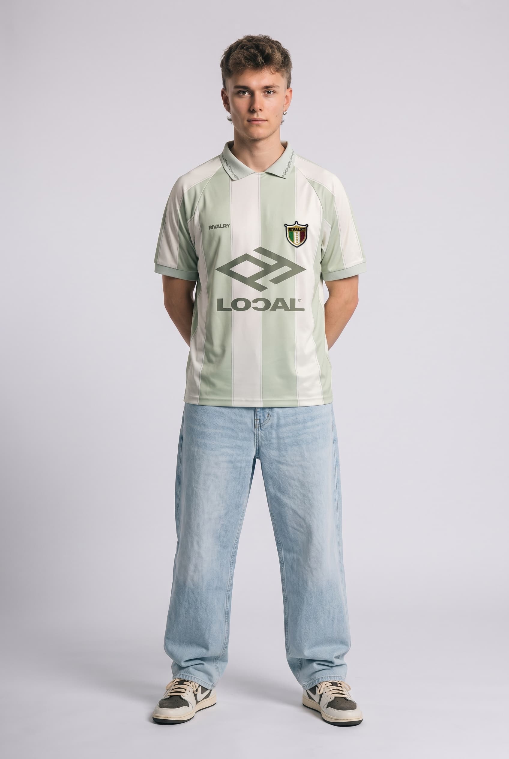 Yeşil Beyaz Çizgili Retro Forma, Polo Yaka - alternate view